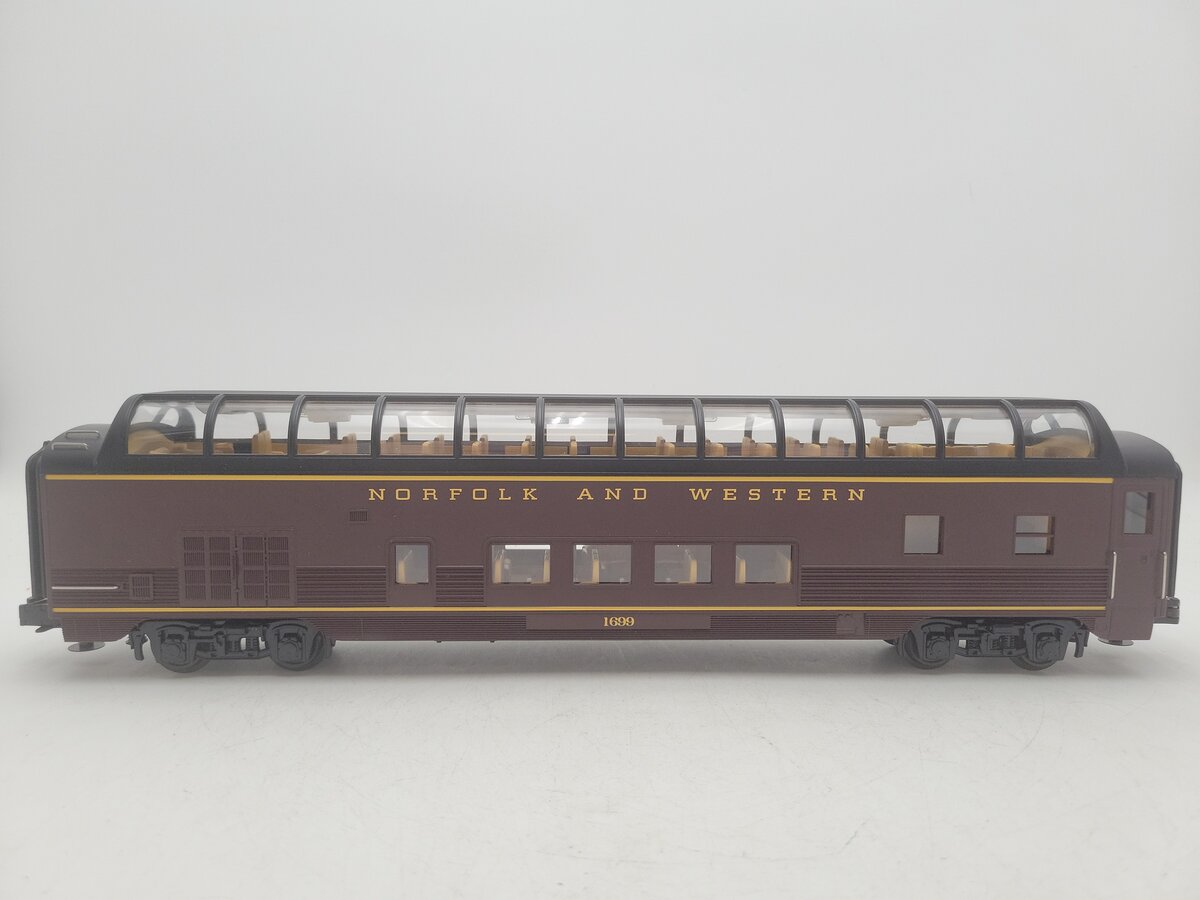 MTH 30-67064 O Norfolk & Western 60' Streamlined ABS Full-Length Vista Dome Car EX
