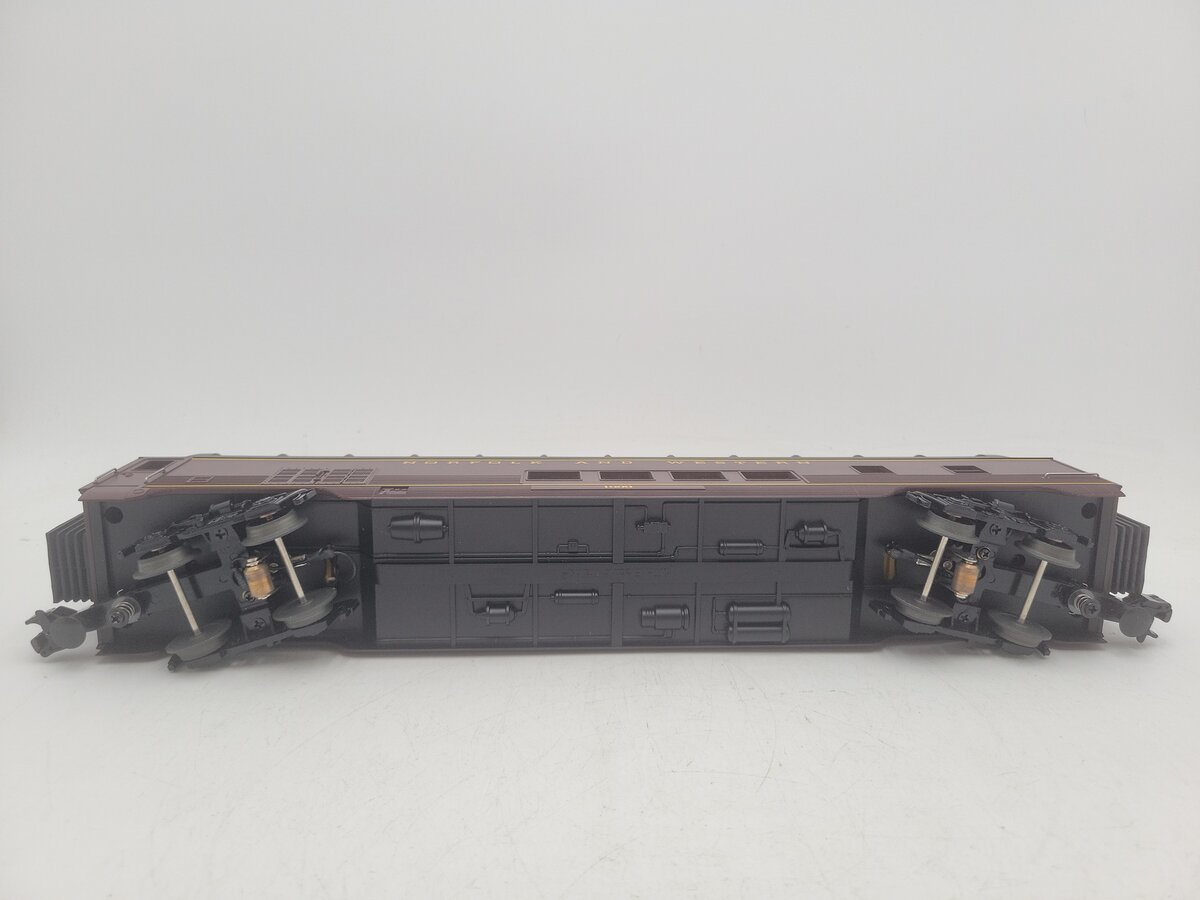 MTH 30-67064 O Norfolk & Western 60' Streamlined ABS Full-Length Vista Dome Car EX