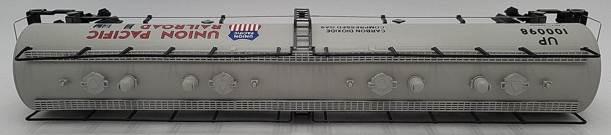 MTH 20-96205 O Gauge Union Pacific 20K Gallon 4-Compartment Tank Car #100098 EX