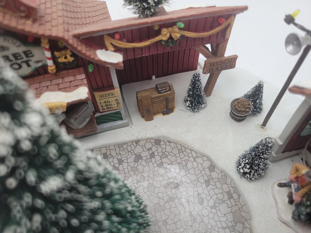 K-Line K-42425 O Gauge Lighted Christmas Tree Lot EX