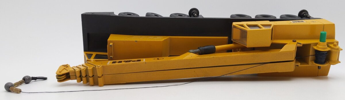 Gescha 2071 1:50 Scale P&H T-1300 Hydraulic Truck Crane EX