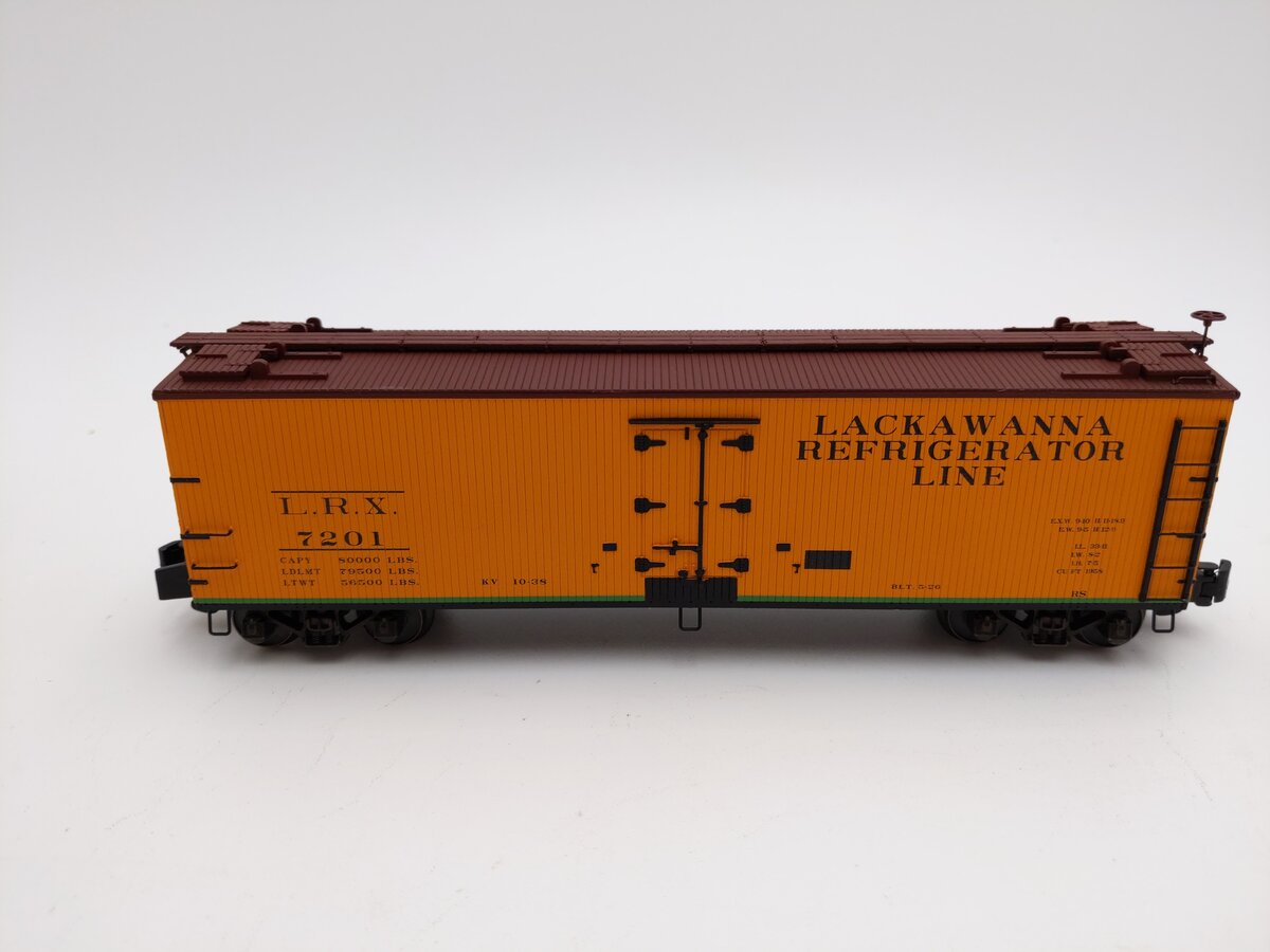 S-Helper 00569 S Scale Lackawanna LRX Reefer Car #7201 LN/Box