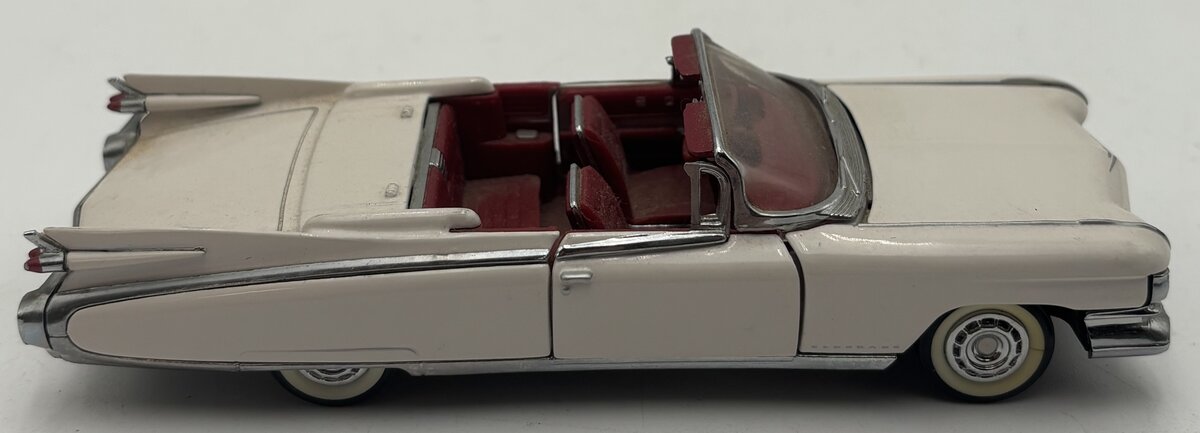 Franklin Mint 1:24 White 1959 Cadillac El Dorado Seville EX