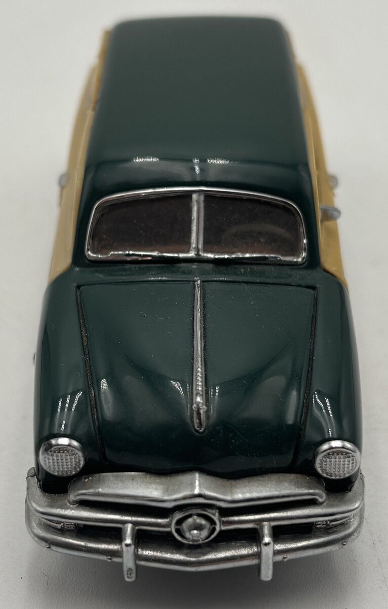 Franklin Mint B11KE17 1:43 Green 1950 Ford Woody Sedan EX