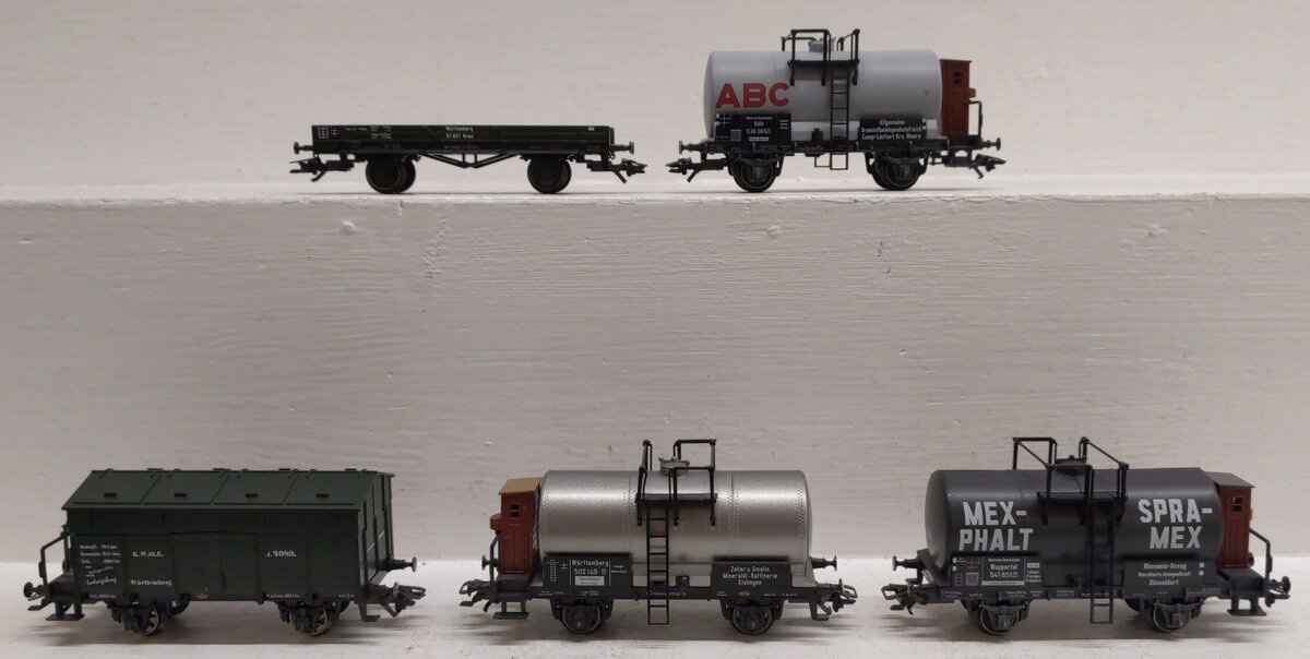 Marklin HO Scale Assorted Freight Cars [5] EX