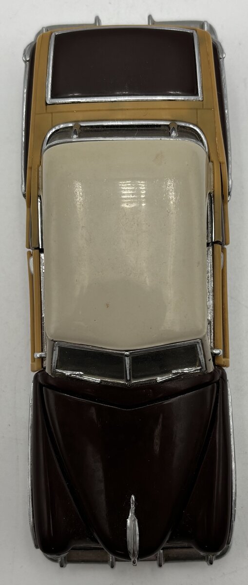 Franklin Mint 1:24 1948 Chrysler Town & Country "Woody" Convertible EX