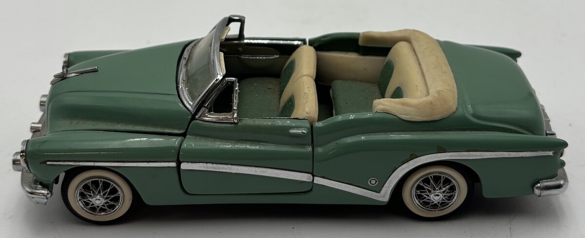 Franklin Mint B11KC70 1:43 1953 Buick Skylark Model in Green EX