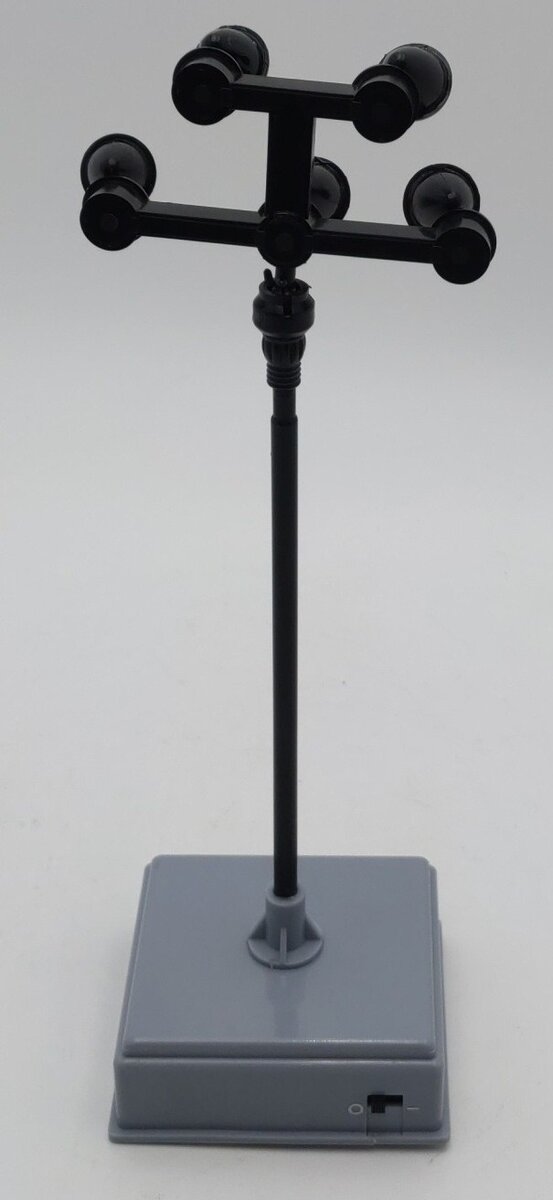 Lemax 4119 O Scale Field Lights Lighted Accessory (31.5cm) EX