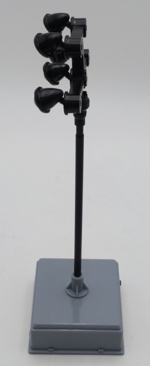 Lemax 4119 O Scale Field Lights Lighted Accessory (31.5cm) EX