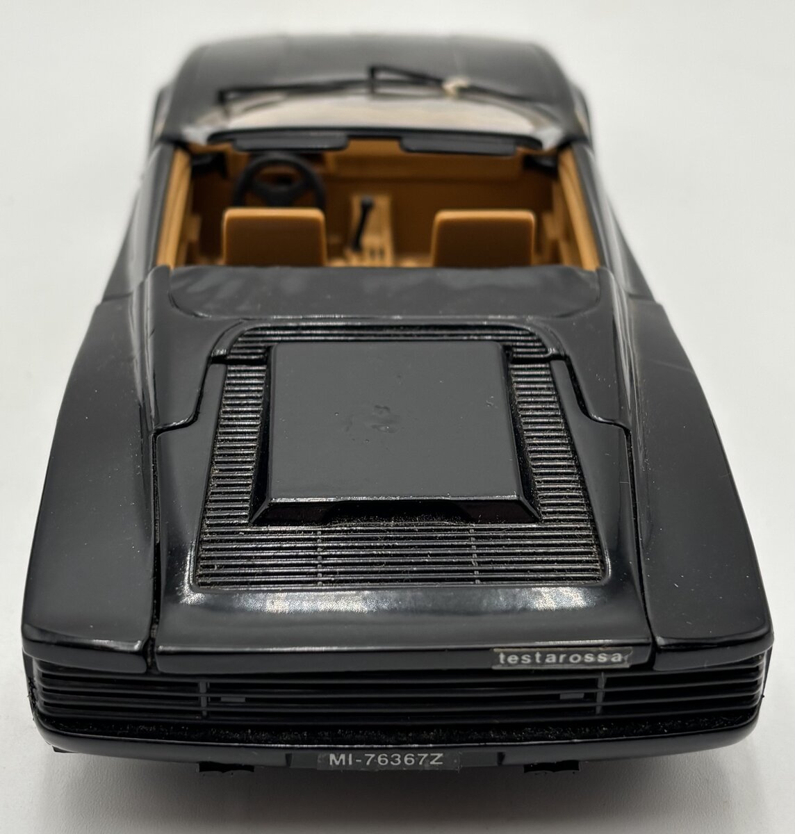 Revell 1:24 Black Ferrari Testarossa EX