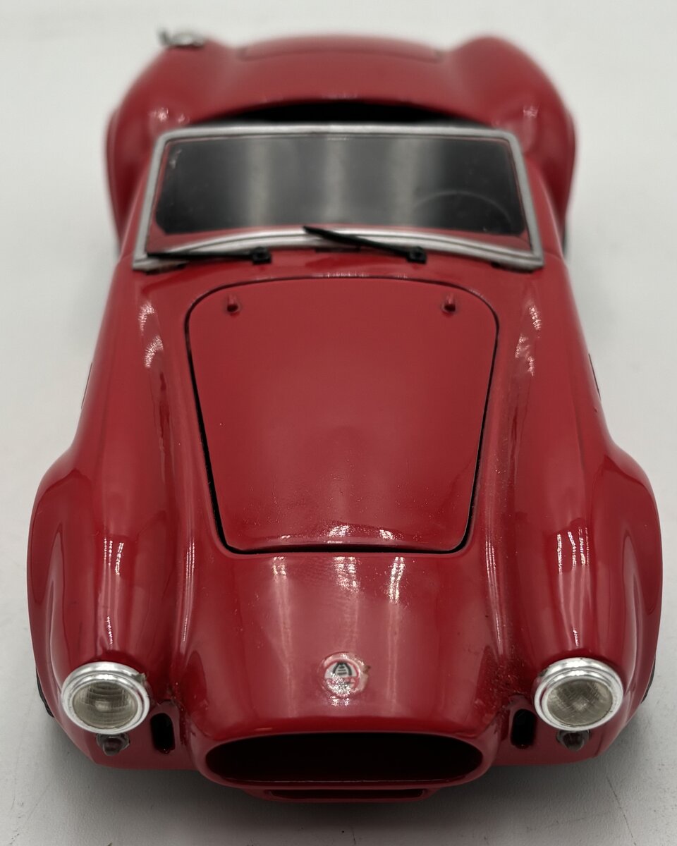 Revell 1:24 Red Shelby AC Cobra 427 EX