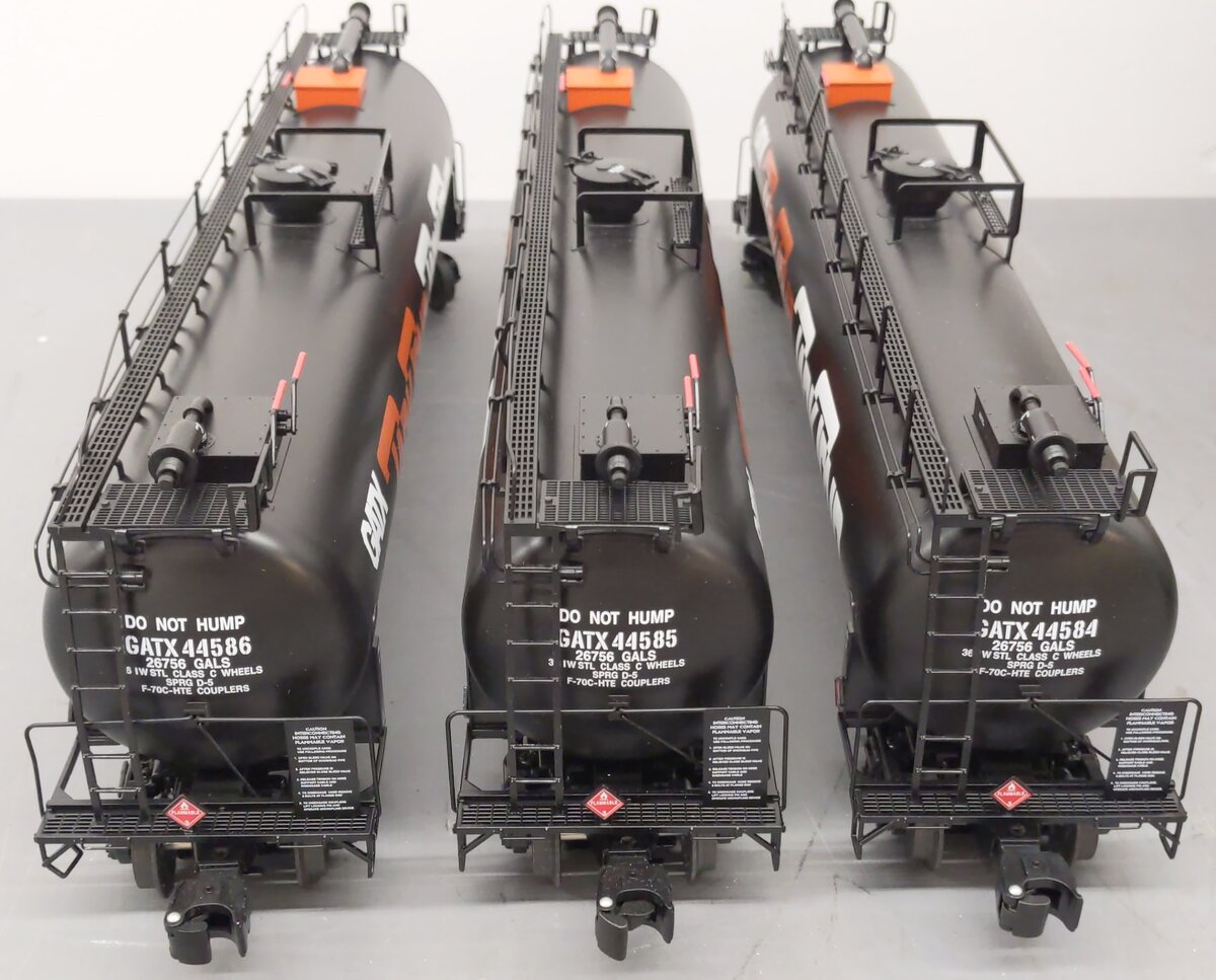 Lionel 6-17933 O Gauge GATX Tank Train Intermediate (Set of 3) LN
