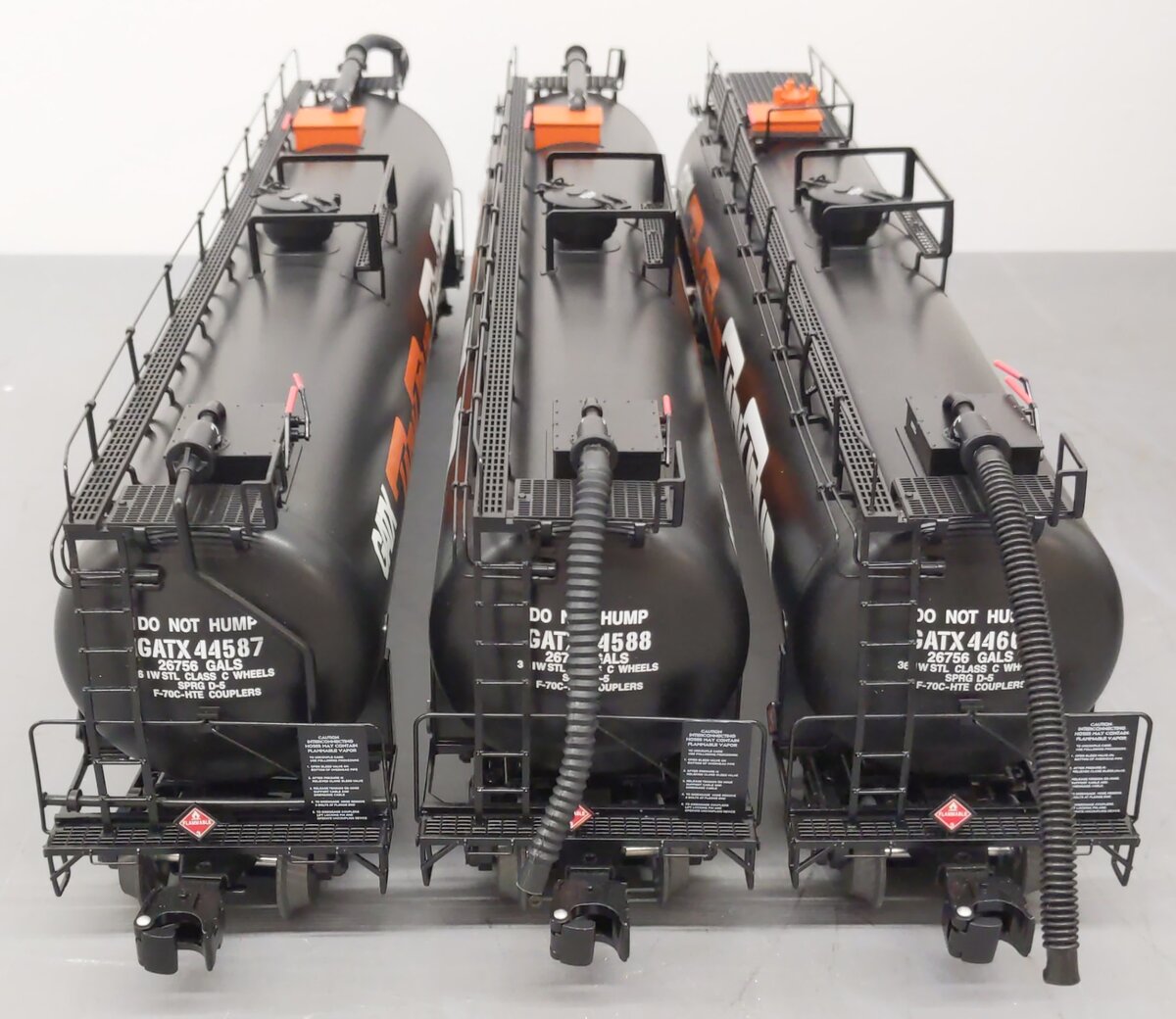 Lionel 6-19639 O Gauge GATX TankTrain Tank Car 3-Pack EX