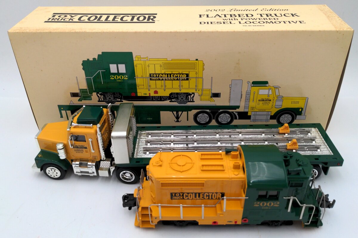 Taylor Made Trucks 2002 O Flatbed Truck W/Diesel Locomotive Limited Edition 2002 EX/Box