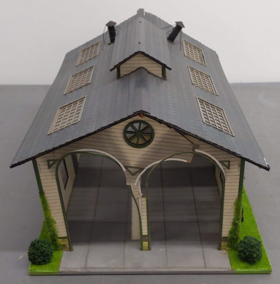 Menards 279-5926 O Scale Cripple Creek Engine Works Building