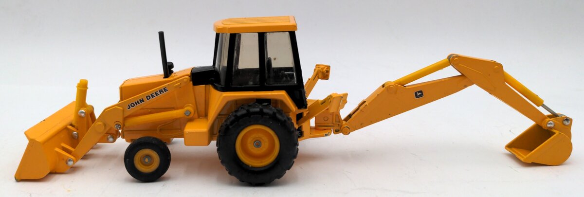 Ertl 5520 8317 1:32 Scale Diecast Backhoe Loader EX