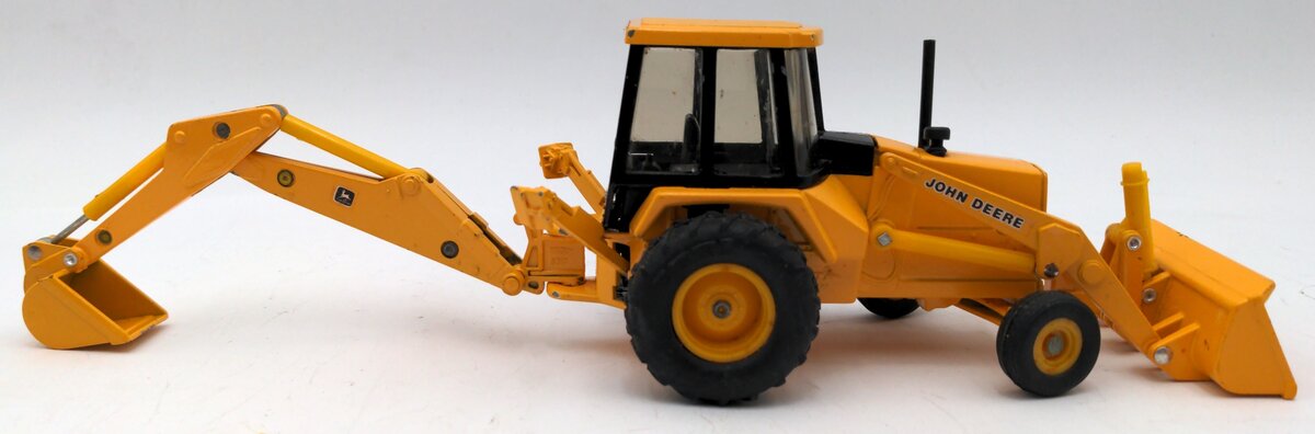 Ertl 5520 8317 1:32 Scale Diecast Backhoe Loader EX