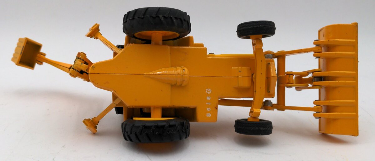 Ertl 5520 8317 1:32 Scale Diecast Backhoe Loader EX