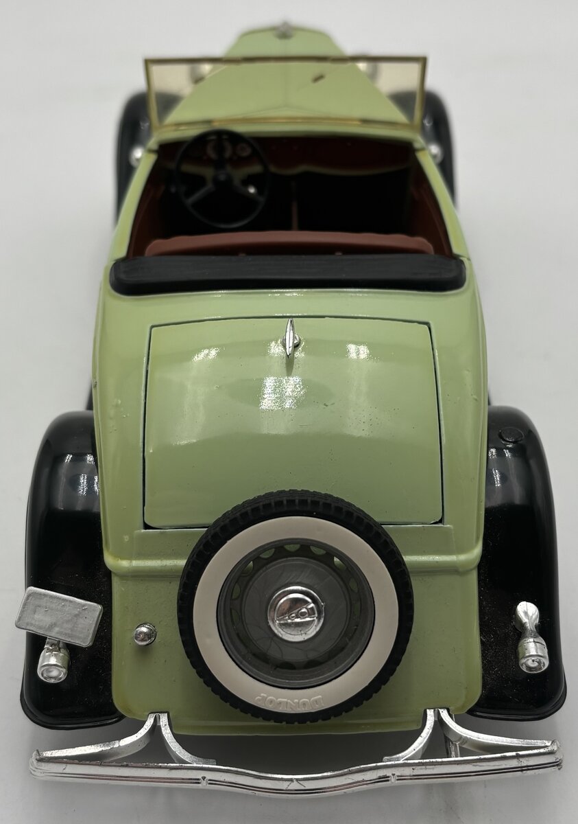 Solido 1:19 Ford V8 Echelle Roadster EX