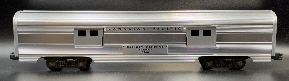Williams O Gauge Canadian Pacific REA Baggage Car #2540 LN