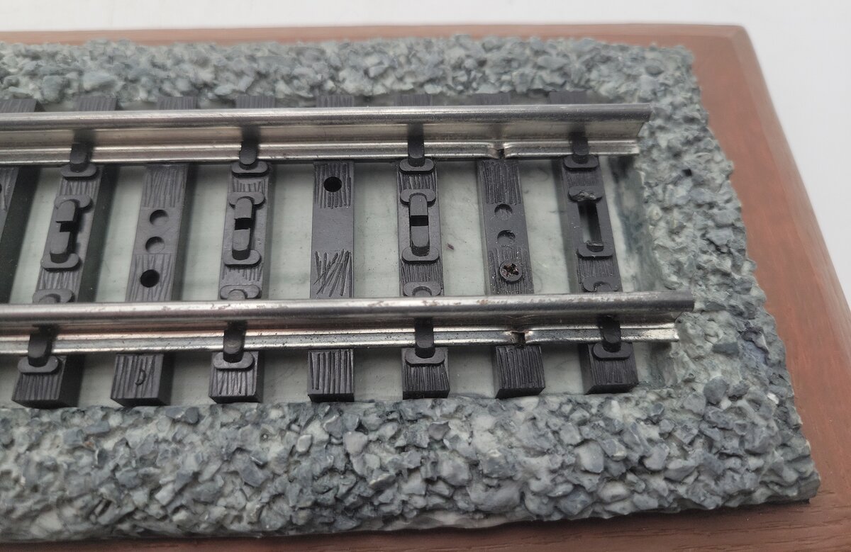 O Gauge Painted Porcelain Display Stand EX