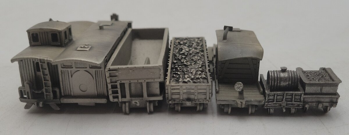 Franklin Mint Assorted Pewter Freight Cars [7] EX