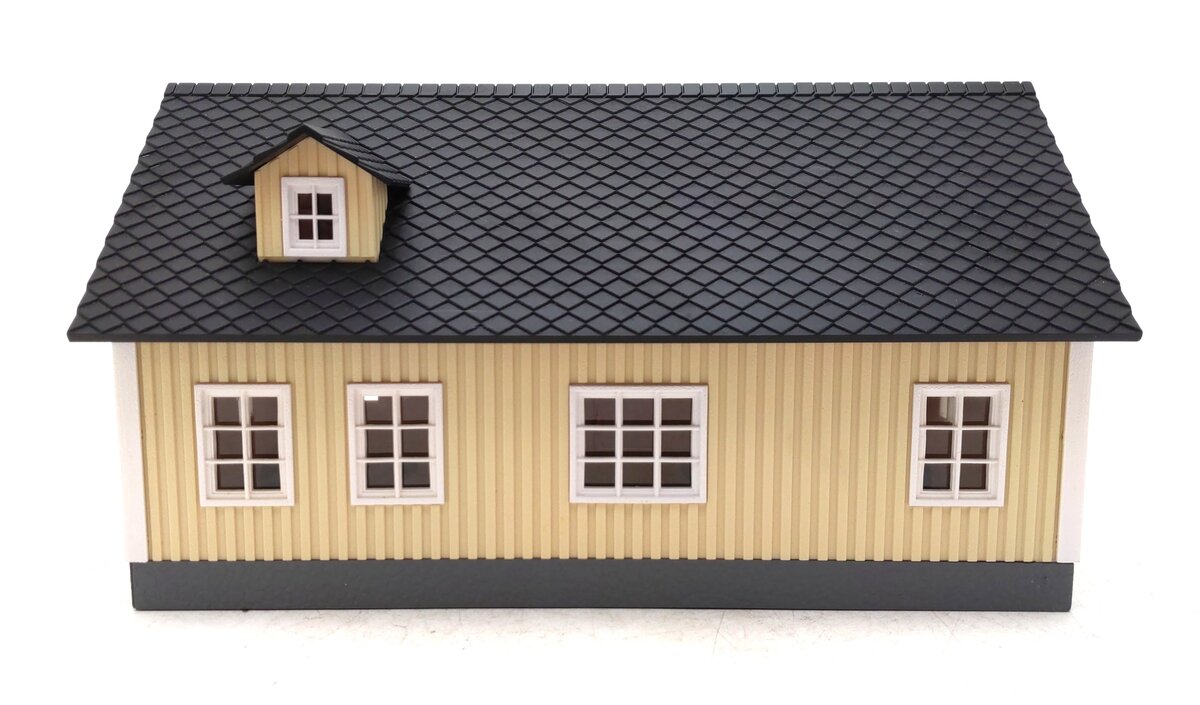 MTH 30-90031 O Scale Railtown School Schoolhouse Building LN