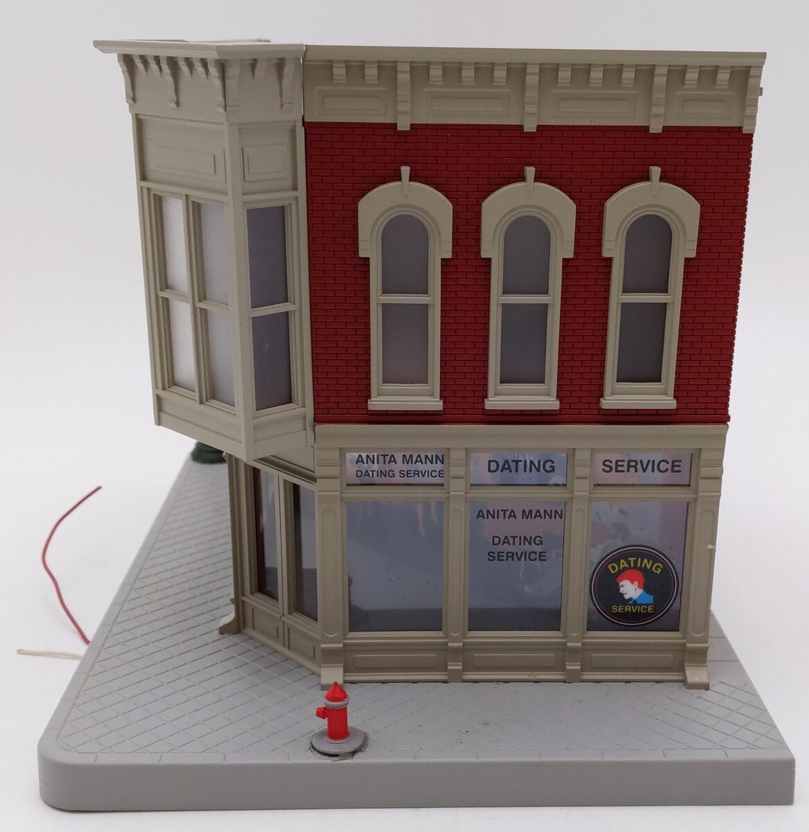 MTH 30-90233 O Assembled Anita Mann Dating Service 2-Story Building VG