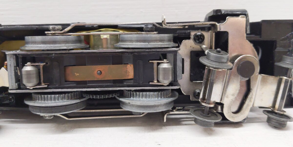 Lionel 6-18602 O Gauge Pennsylvania 4-4-2 Steam Locomotive and Tender #8602 VG/Box