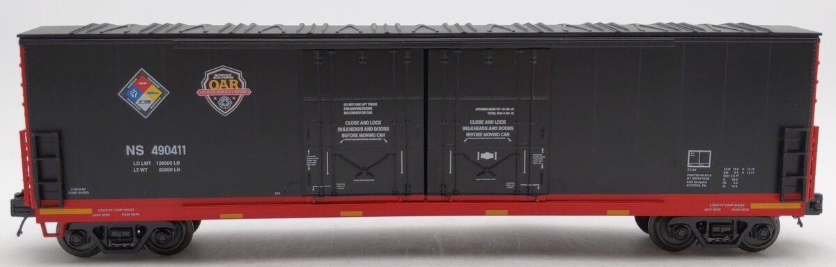 MTH 20-93698 Norfolk Southern First Responders 50' DD Plugged Boxcar #490411 EX