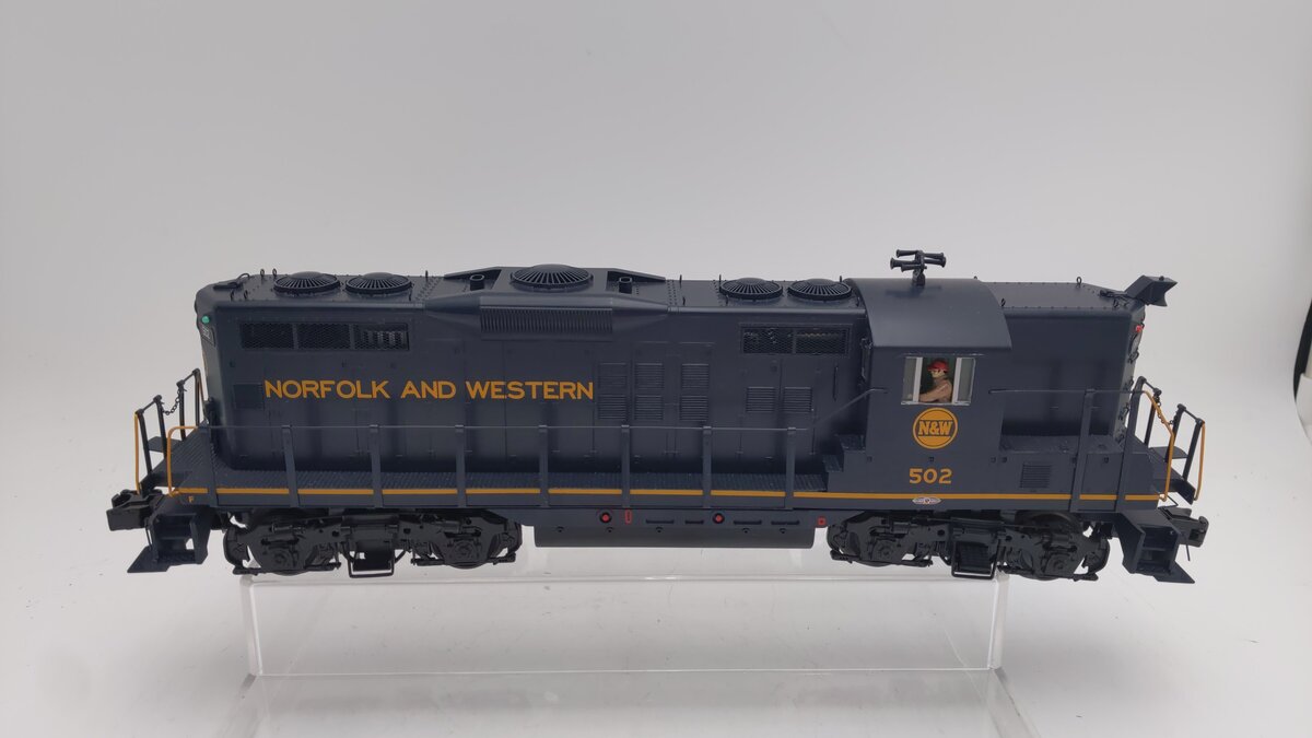 MTH 20-20136-1 Norfolk & Western GP-9 Diesel Engine w/PS2 #502 EX
