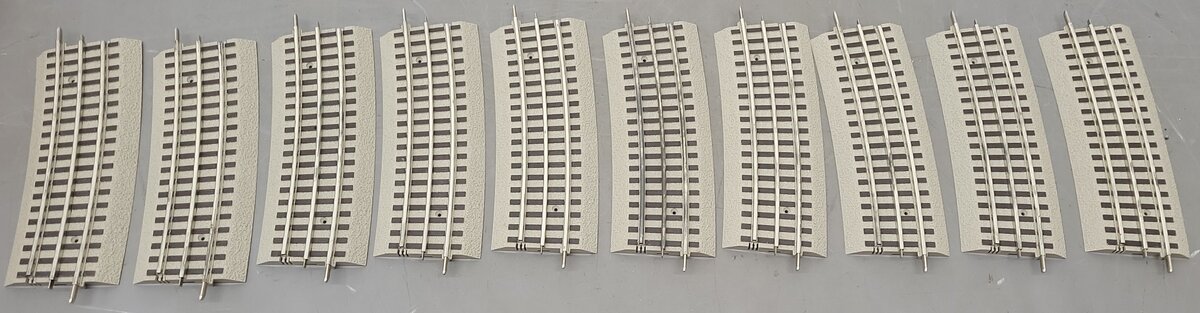 Lionel 6-12061 O Gauge FasTrack O-84 Curve Track Sections [10]