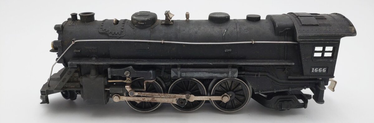 Lionel 1666 Vintage O 2-6-2 Diecast Steam Locomotive VG