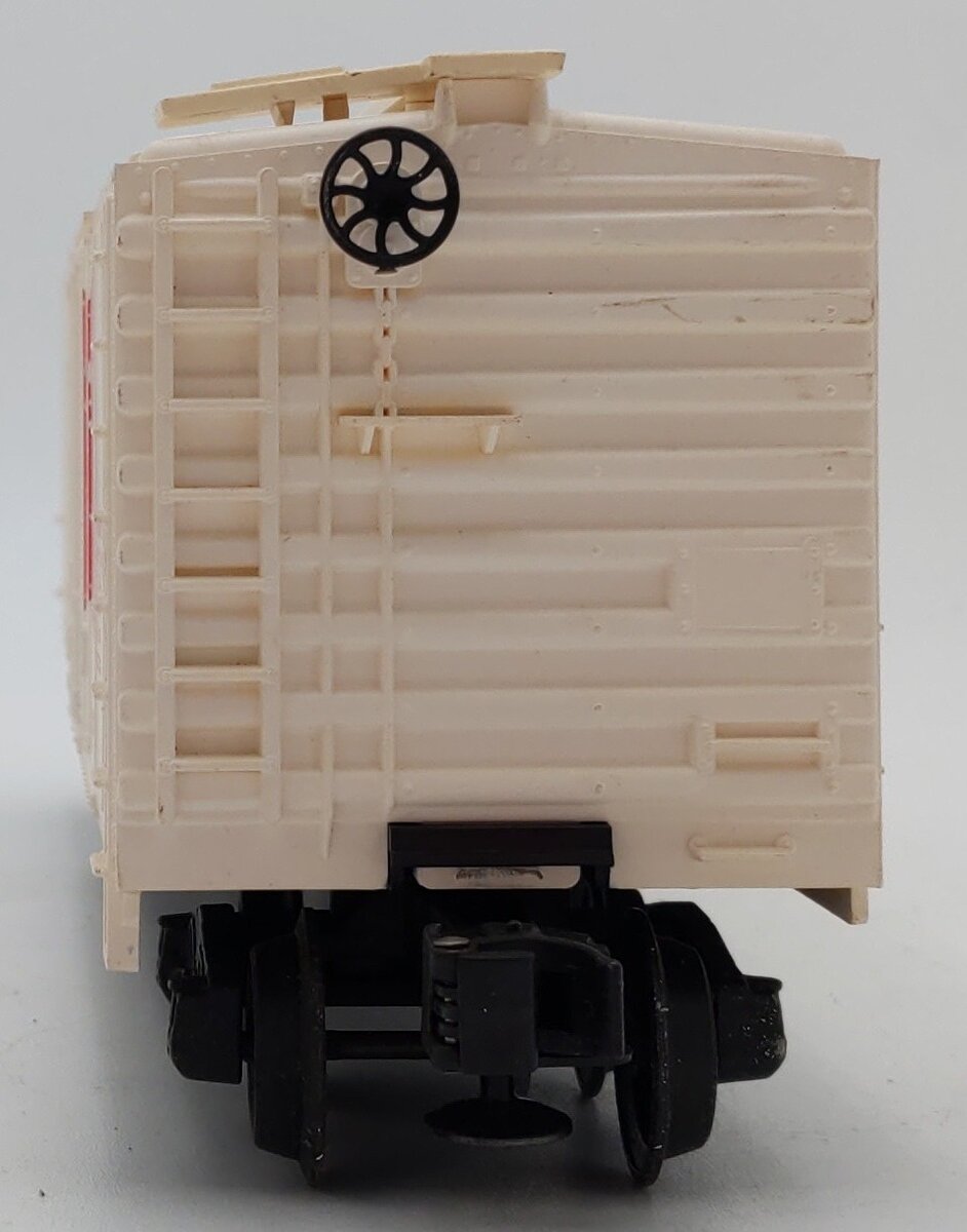 Lionel 6-9802 O Gauge Miller High Life Reefer Car #9802 EX/Box
