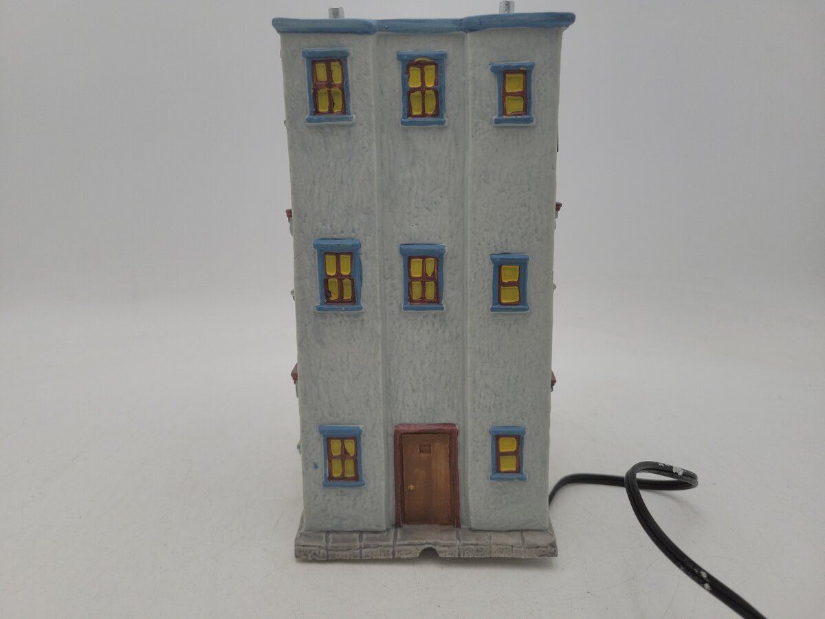 K-Line 43045 O Gauge 3-Story Plaza Hotel Ceramic Building LN/Box