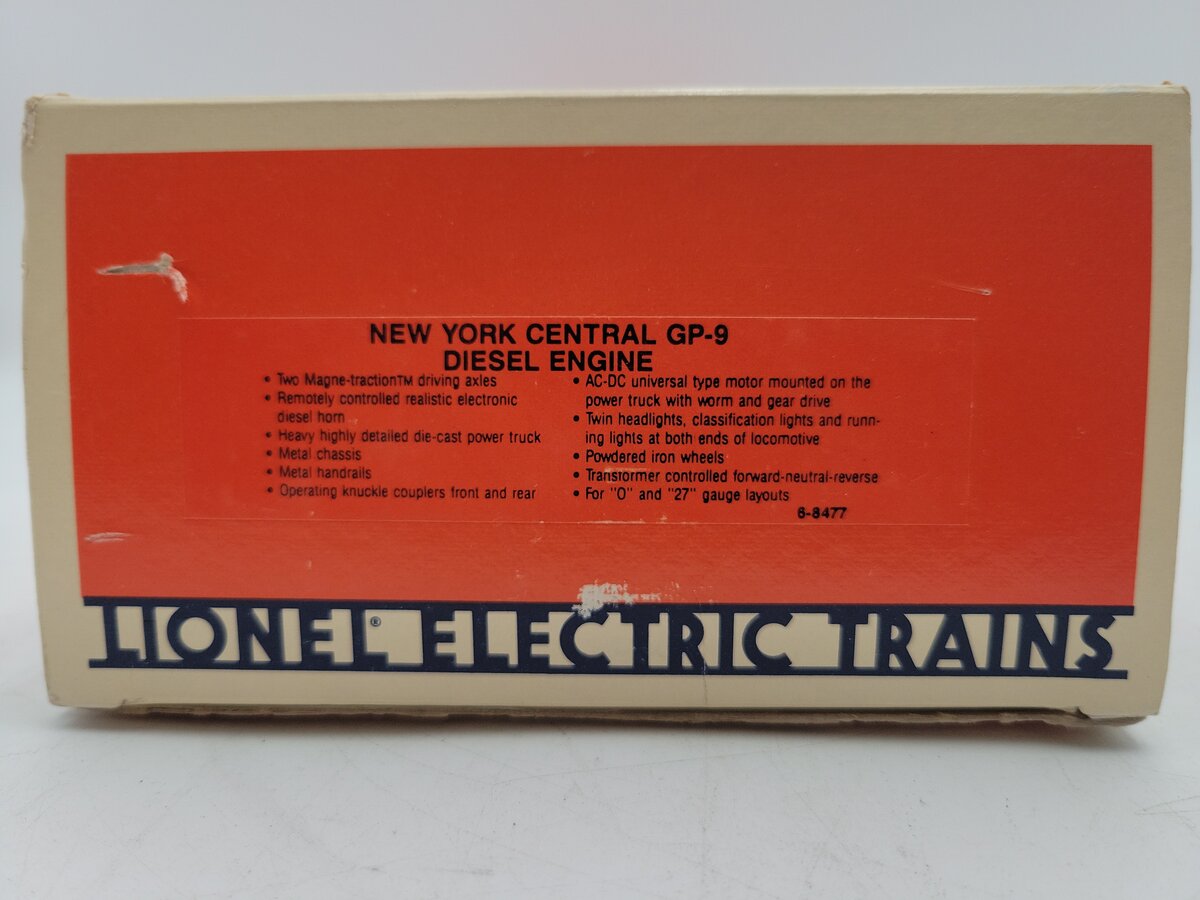 Lionel 6-8477 O Gauge New York Central GP9 Powered Diesel Engine #8477 with Horn EX/Box
