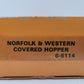 Lionel 6-6114 O Gauge Chicago & North Western Covered Hopper EX/Box