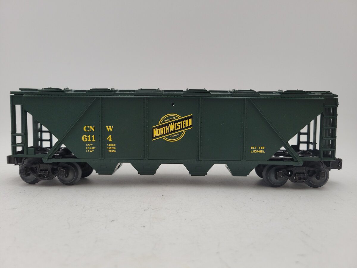 Lionel 6-6114 O Gauge Chicago & North Western Covered Hopper EX/Box