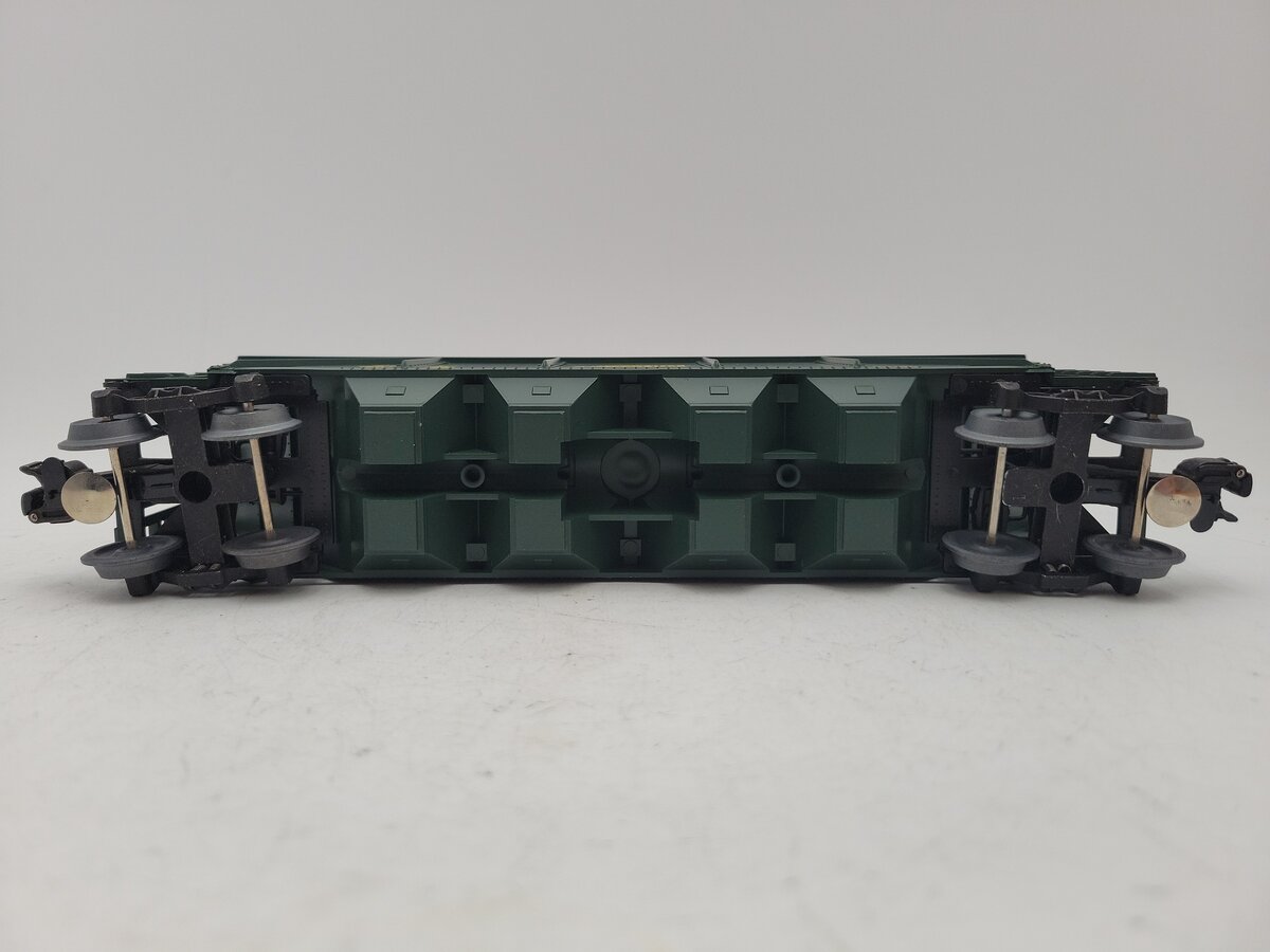 Lionel 6-6114 O Gauge Chicago & North Western Covered Hopper EX/Box