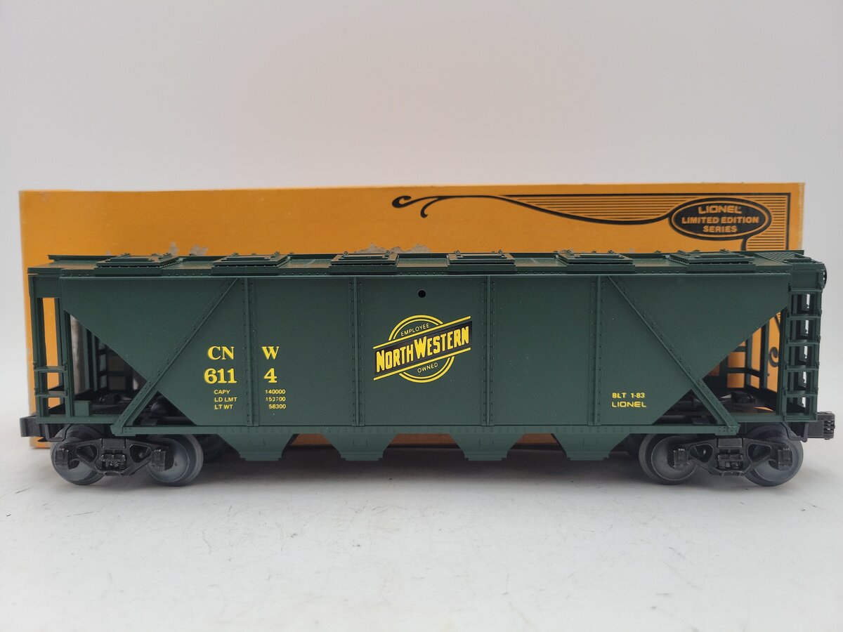 Lionel 6-6114 O Gauge Chicago & North Western Covered Hopper EX/Box