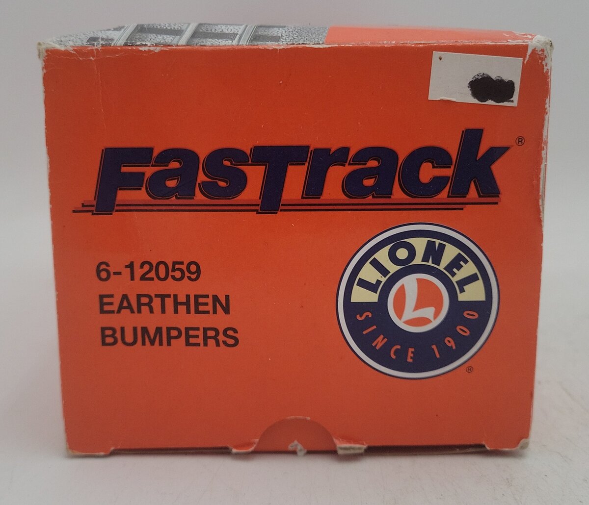 Lionel 6-12059 O Scale Fast Track Earthen Bumpers (Pack of 2)/Box