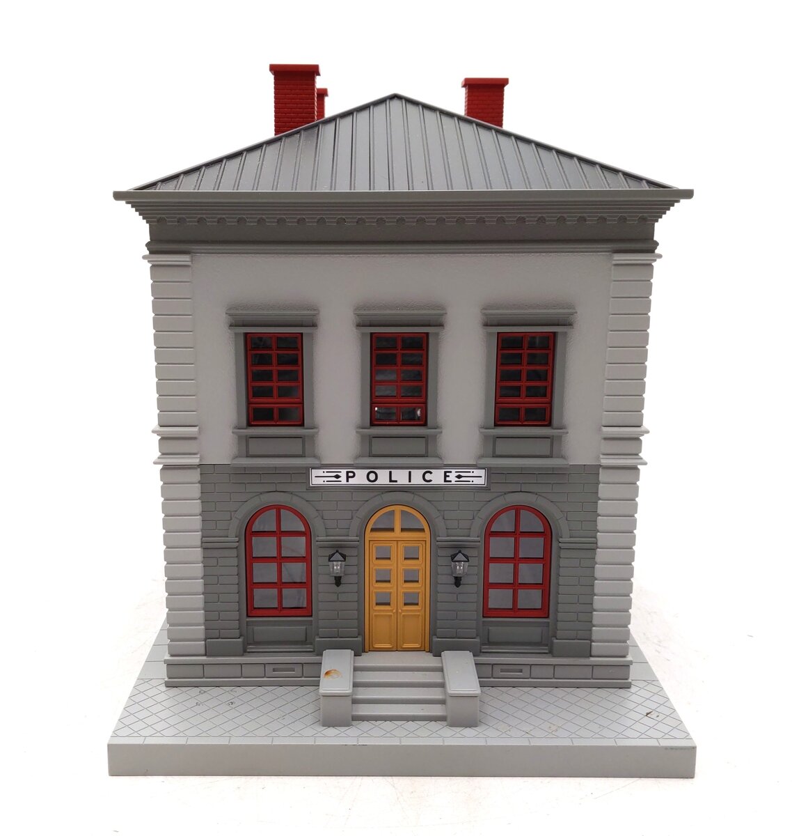 MTH 30-9099 O Gray & Maroon Police Station Assembled Building EX