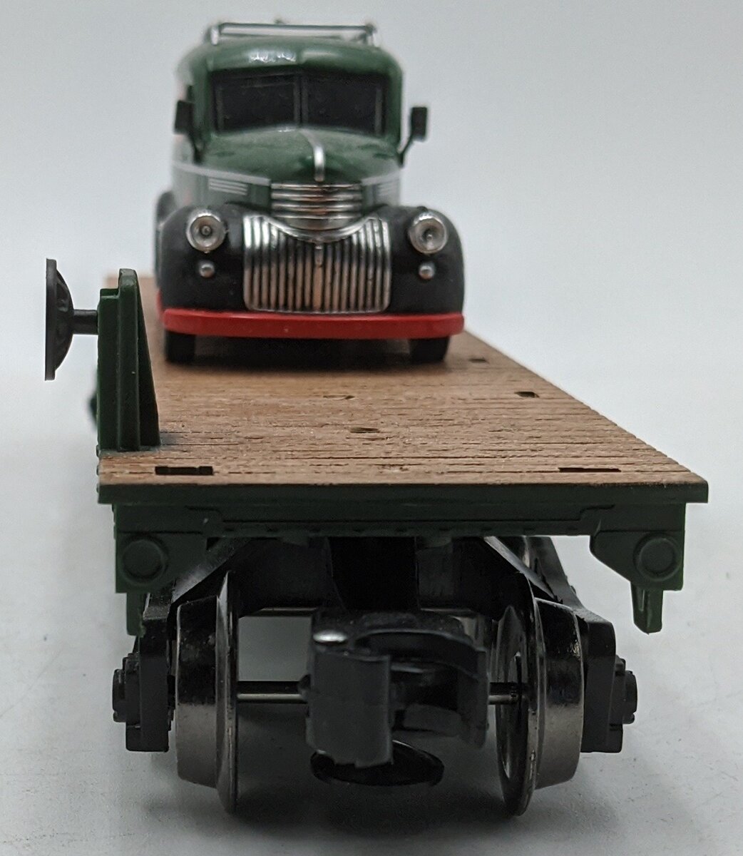 Menards 279-4516 O Railway Express Flatcar with Panel Truck LN