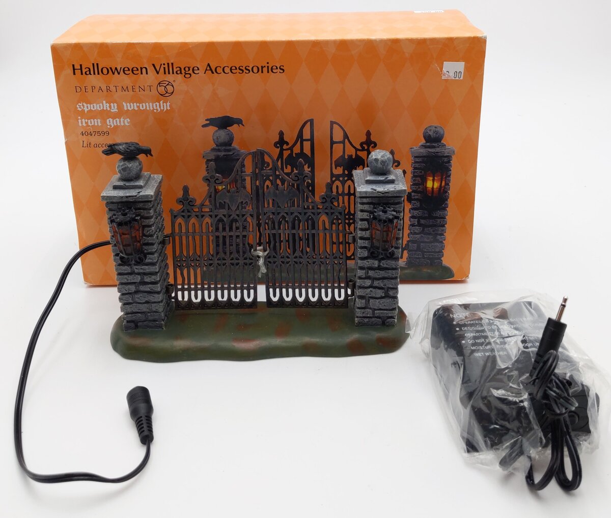 Dept 56 4047599 Halloween Village Accessory Spooky Wrought Iron Gate LN/Box