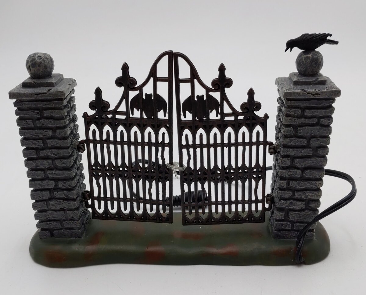 Dept 56 4047599 Halloween Village Accessory Spooky Wrought Iron Gate LN/Box