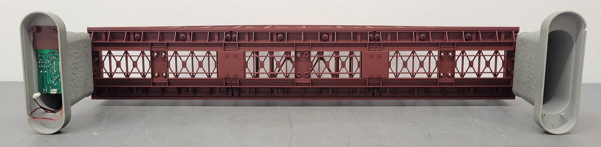 MTH 40-1031 O Gauge 30 Inch Rust Colored Steel Arch Bridge w/ Piers EX