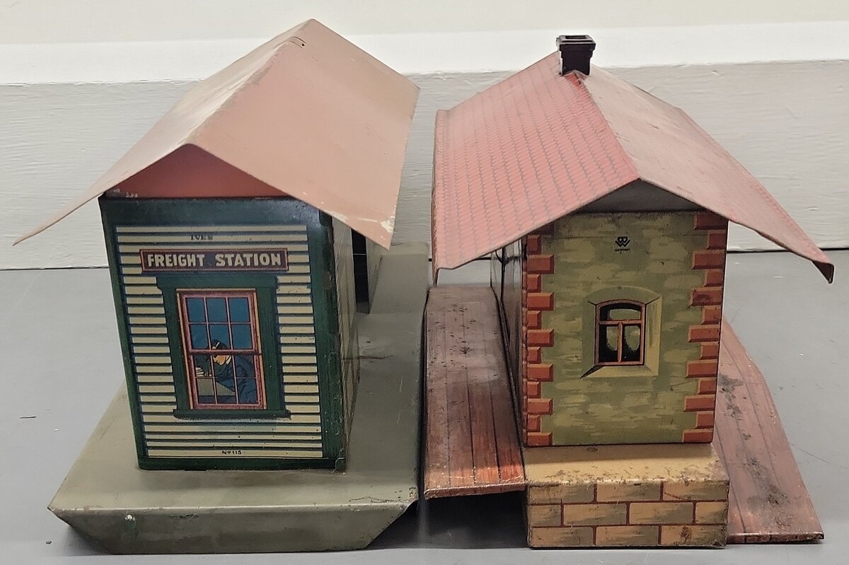 Bing & Ives Tinplate Lithographed Stations [2]