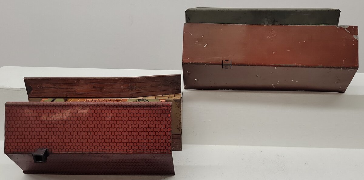 Bing & Ives Tinplate Lithographed Stations [2]
