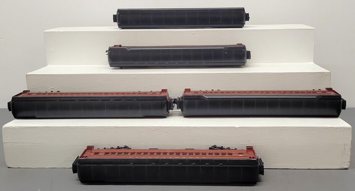 MTH 20-40002 O Pennsylvania 70' Madison Passenger Car Set (Set of 5) EX