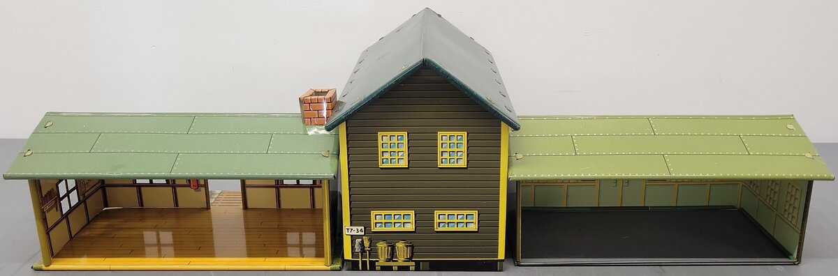Marx Vintage O U.S. Army Tinplate Buildings w/Plastic Trucks & Soldiers [6] VG